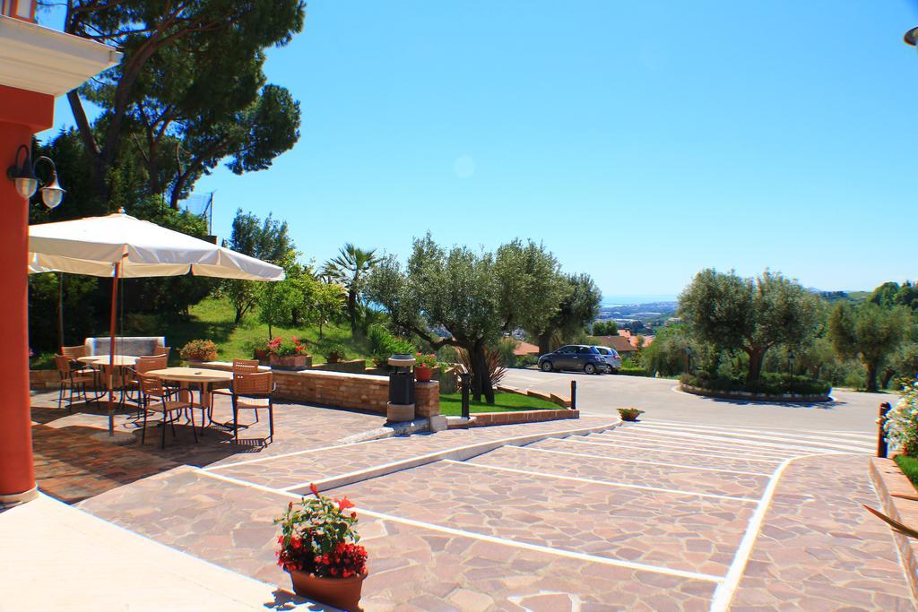 Il Parco Sul Mare Resort & Spa Tortoreto Exterior photo